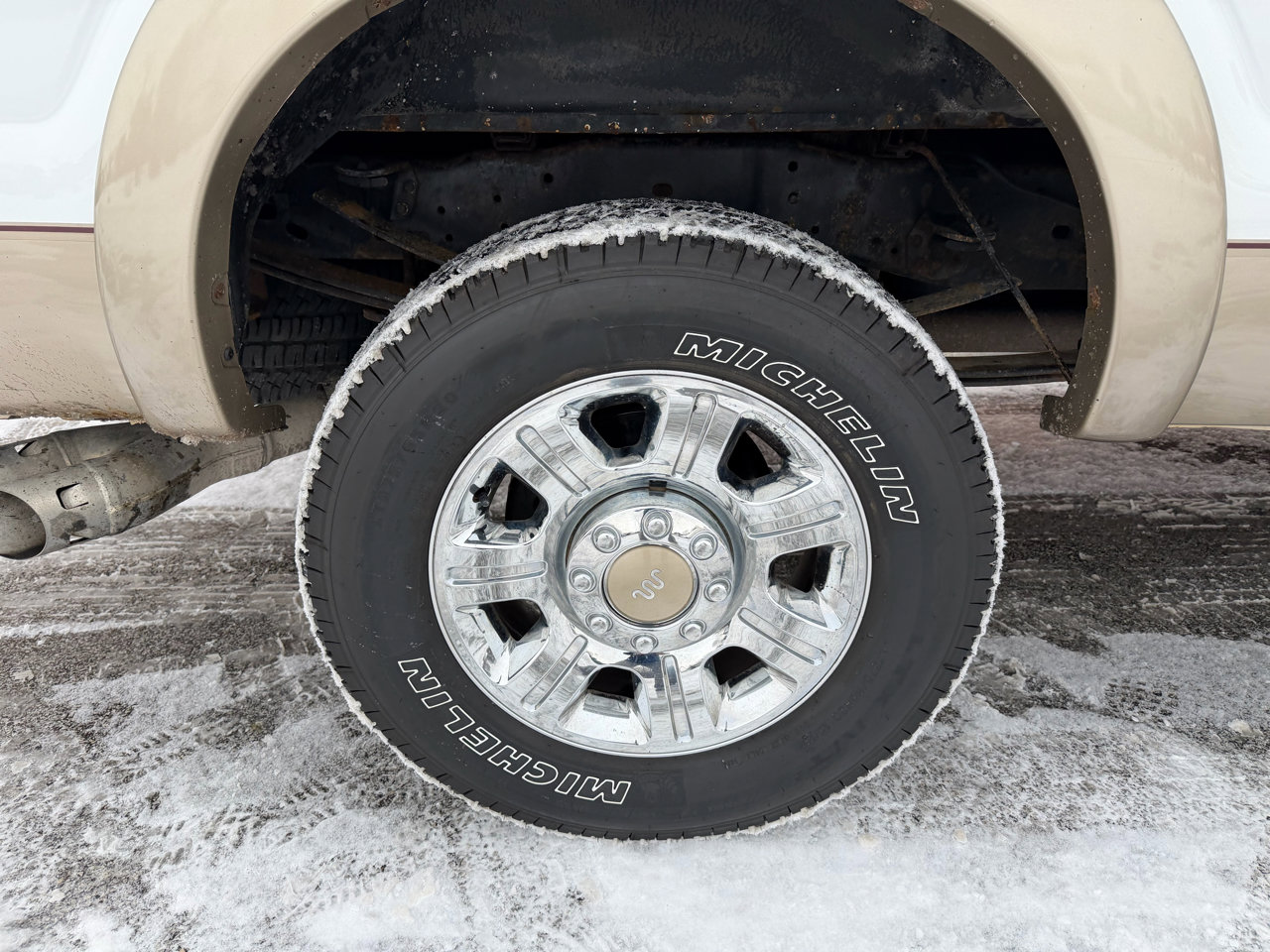 Used 2012 Ford F350 King Ranch w/ King Ranch w/Chrome Pkg image 39