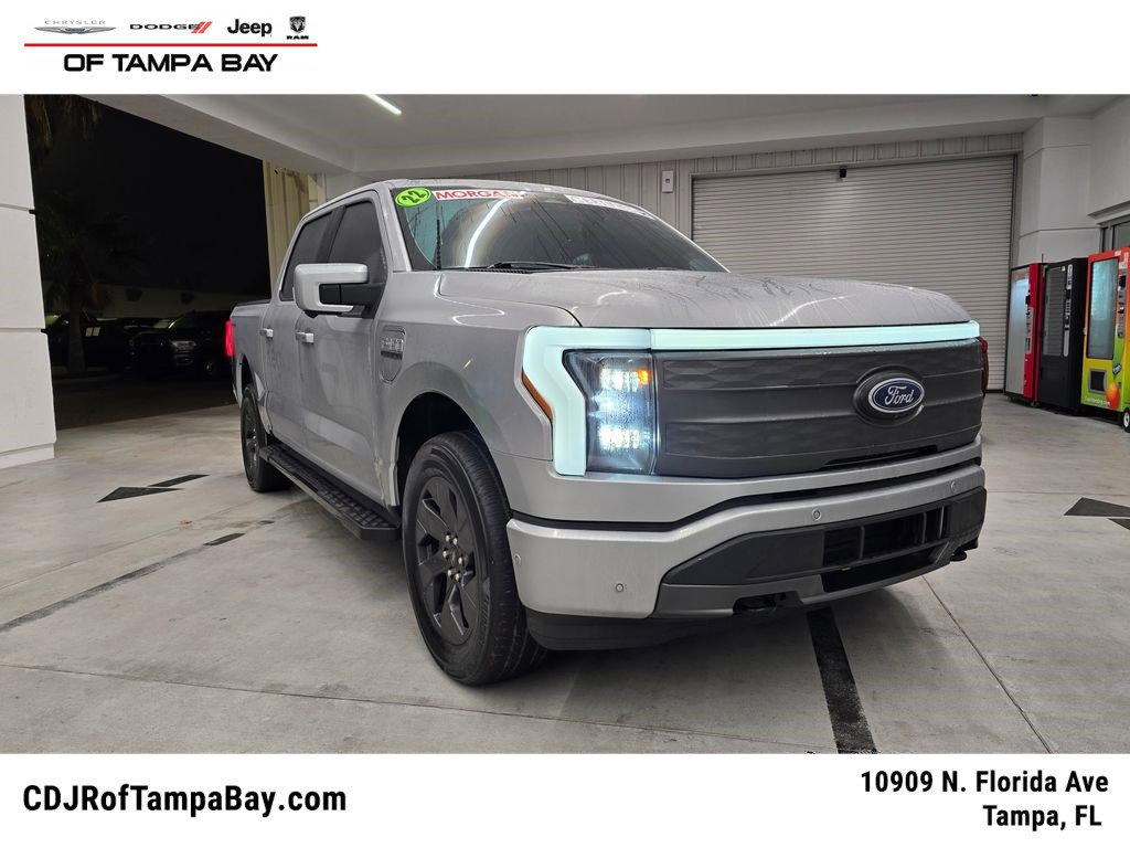 Used 2022 Ford F150 Lightning Lariat w/ Equipment Group 511A High image 1