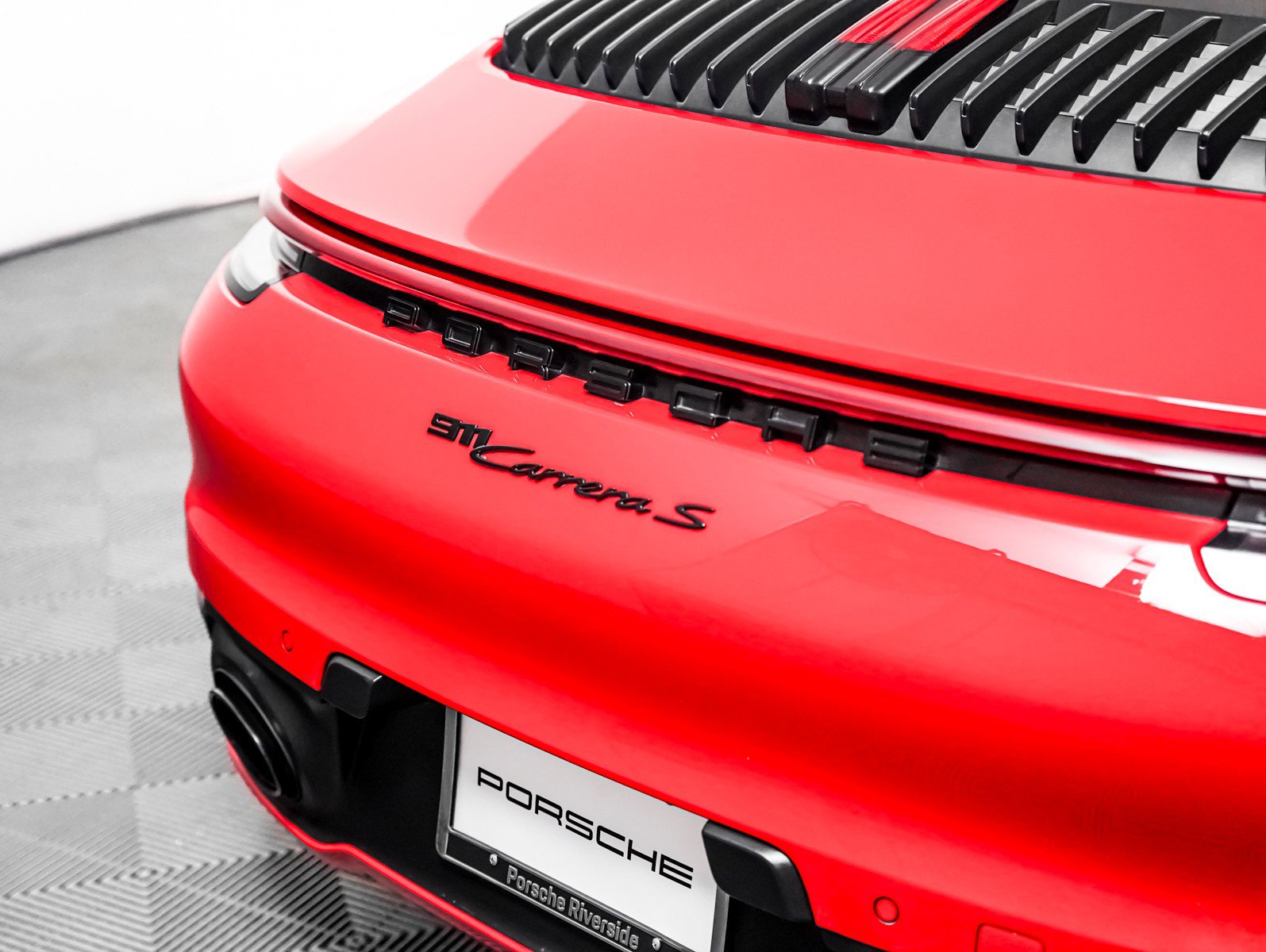 Certified 2020 Porsche 911 Carrera S w/ Sport Package image 28