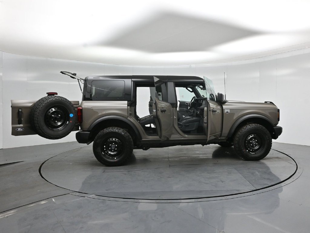 New 2026 Ford Bronco Big Bend AWD/4WD image 4