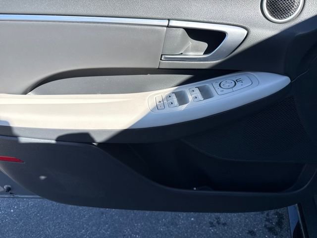 Certified 2023 Hyundai Sonata SEL w/ Convenience Package image 8