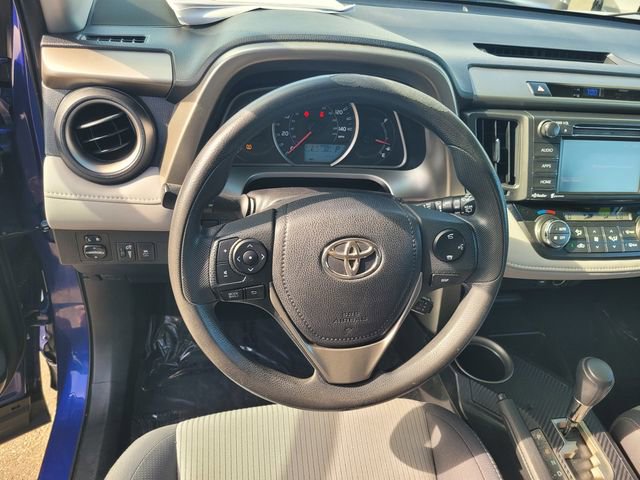 Used 2014 Toyota RAV4 XLE AWD/4WD image 30