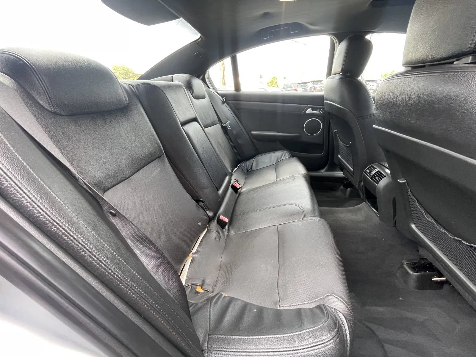 Used 2009 Pontiac G8 GT w/ Premium Package RWD image 14
