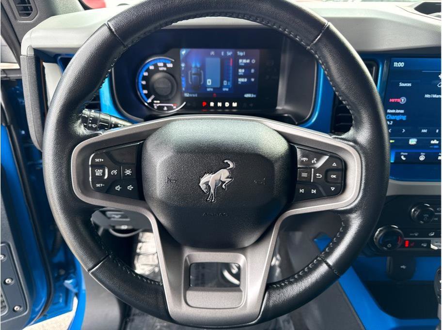 Used 2023 Ford Bronco Badlands image 7