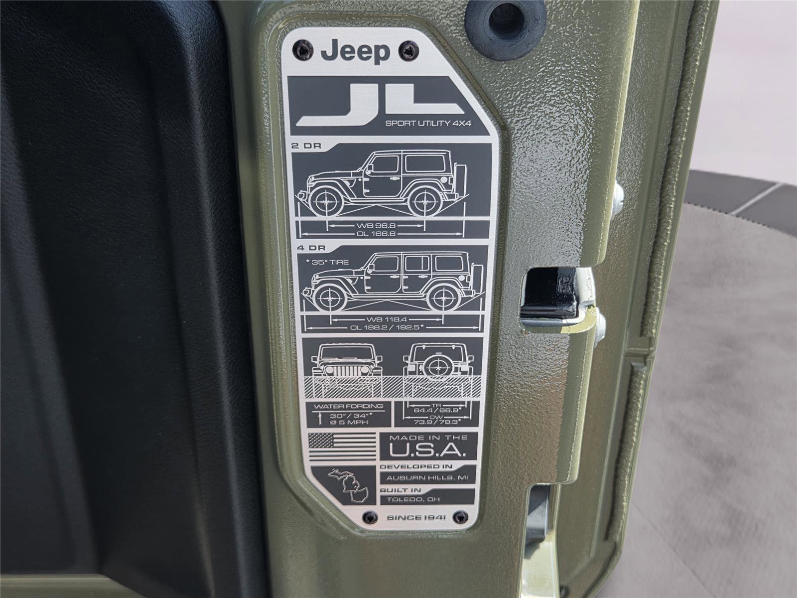 New 2025 Jeep Wrangler Sport S image 30