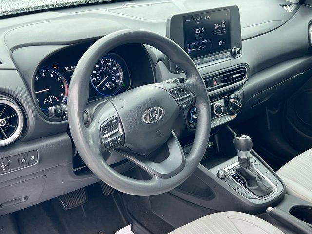 Used 2022 Hyundai Kona SEL image 11