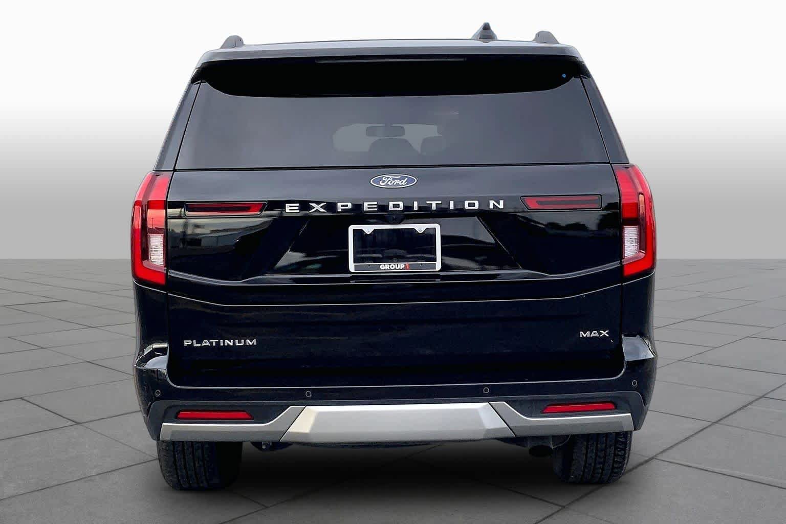 Used 2025 Ford Expedition Max Platinum AWD/4WD image 5