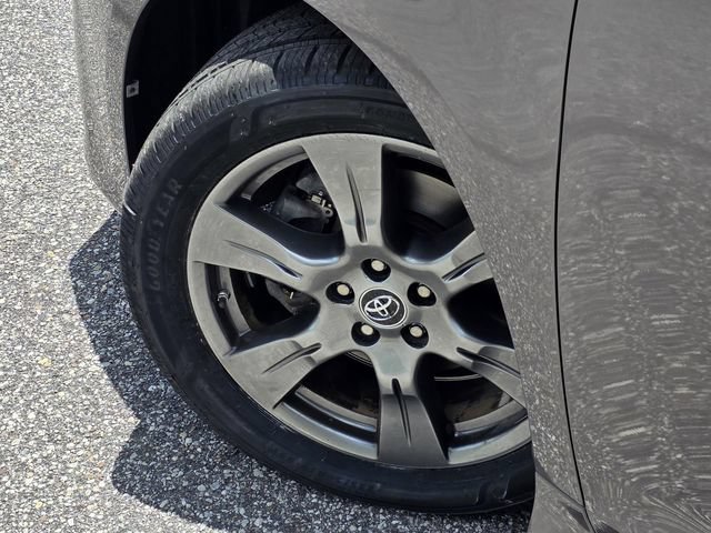 Used 2018 Toyota Sienna SE w/ SE Preferred Package FWD image 35