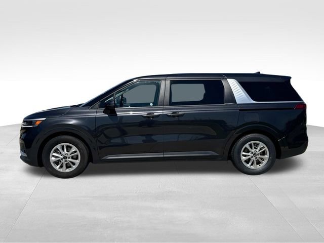 Used 2024 Kia Carnival LX image 6