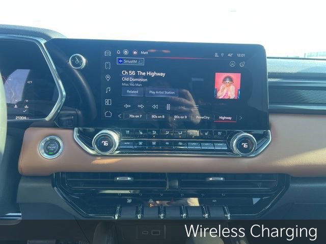 Used 2023 GMC Canyon AT4 w/ AT4 Premium Package image 15