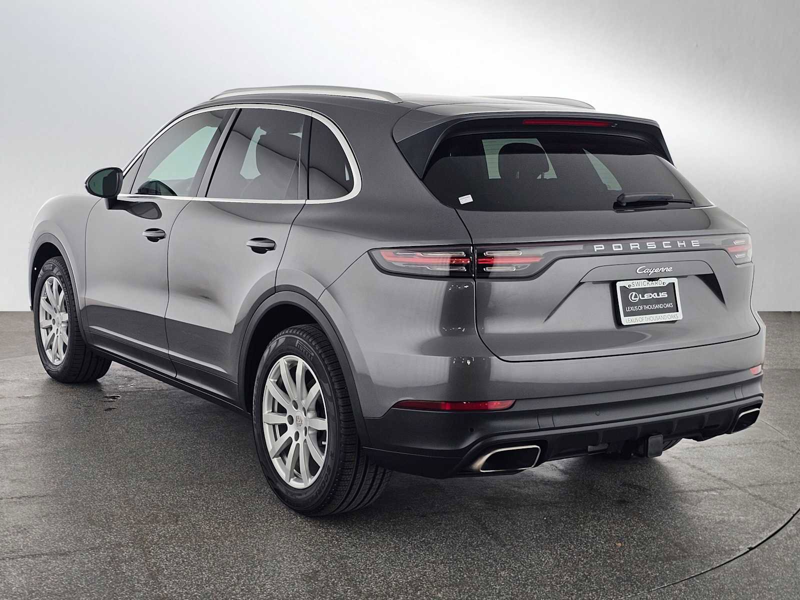 Used 2020 Porsche Cayenne image 5