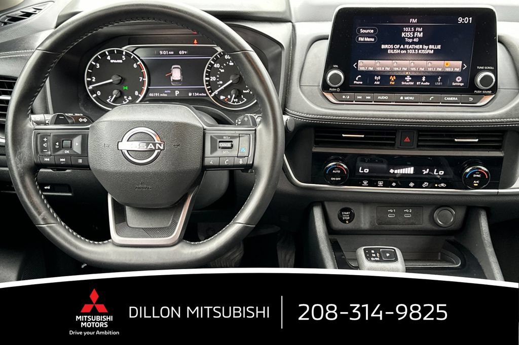 Used 2025 Nissan Rogue SV AWD/4WD image 16
