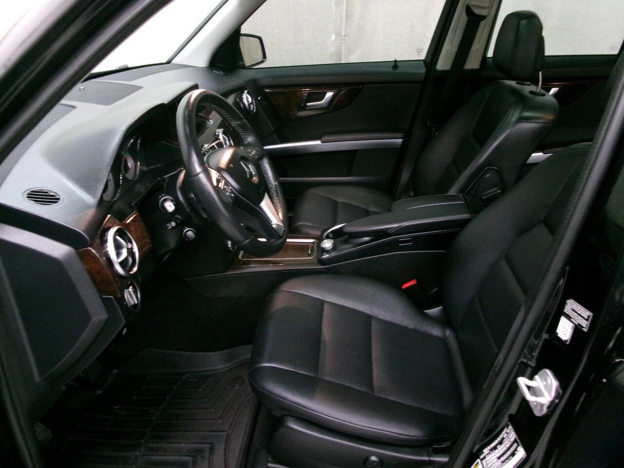 Used 2015 Mercedes-Benz GLK 350 4MATIC image 13