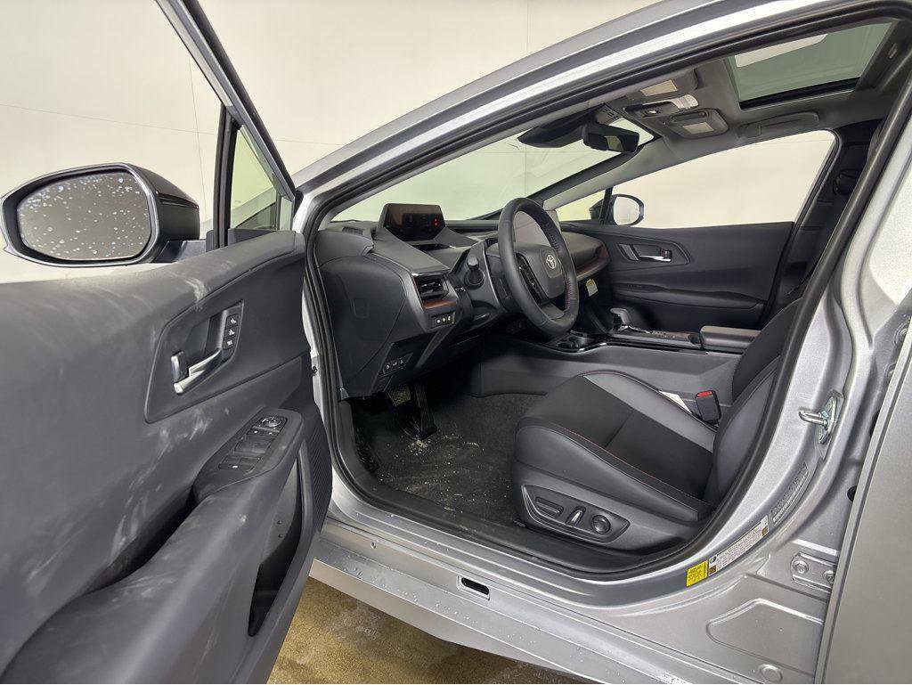 New 2026 Toyota Prius Plug-In Hybrid image 2