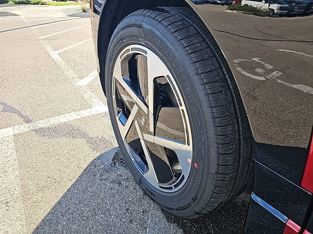 New 2026 Hyundai Ioniq 9 Limited image 56