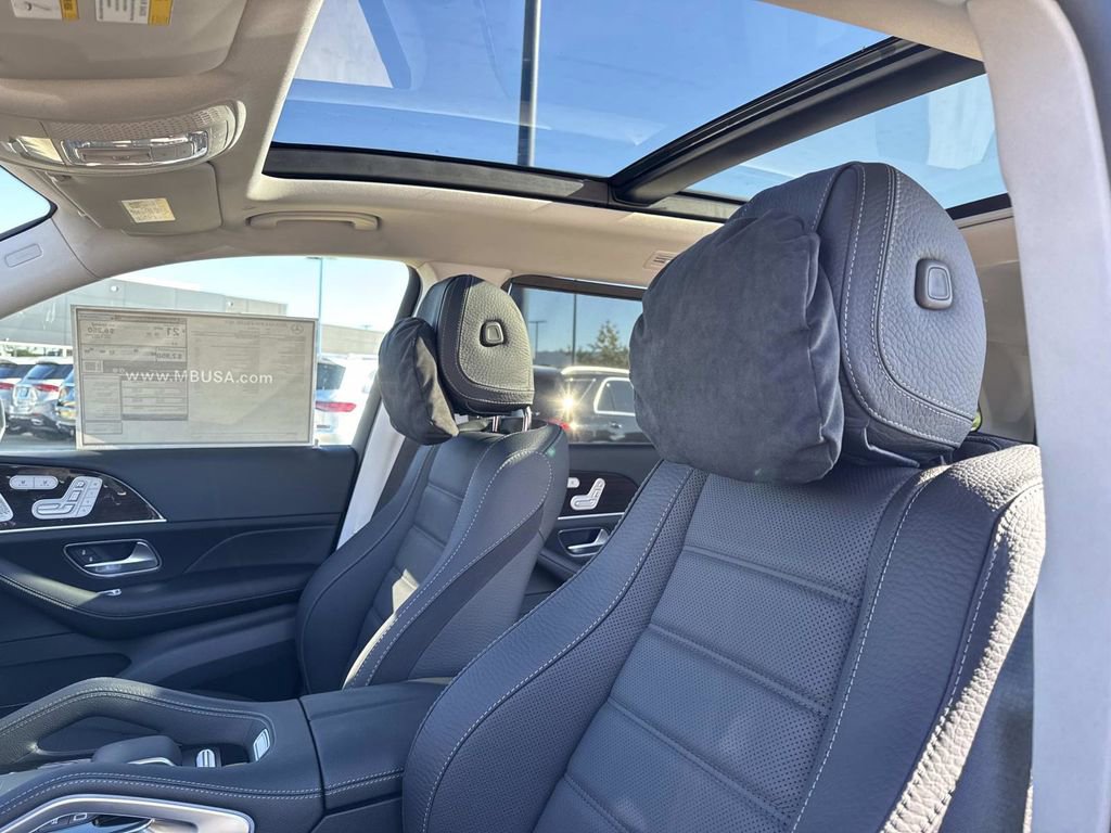 New 2026 Mercedes-Benz GLS 450 4MATIC image 20