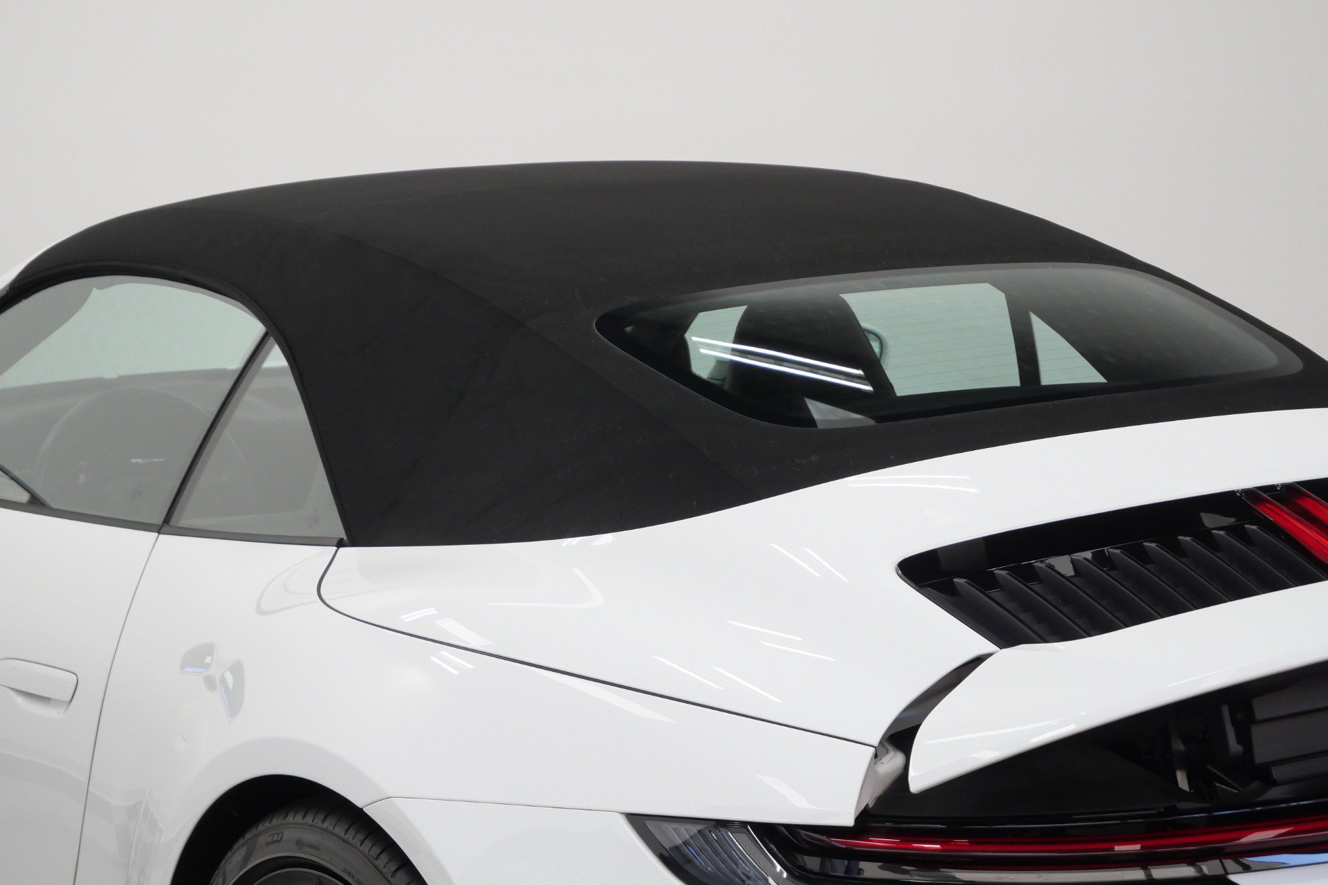 Used 2020 Porsche 911 Carrera image 17