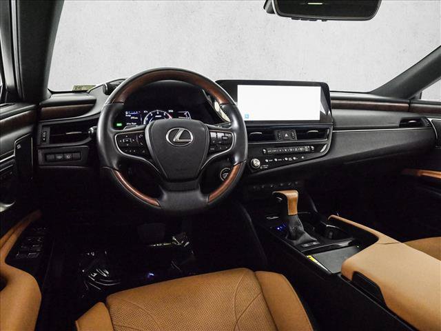 Used 2024 Lexus ES 300h Ultra Luxury w/ Accessory Package (Z1) FWD image 19