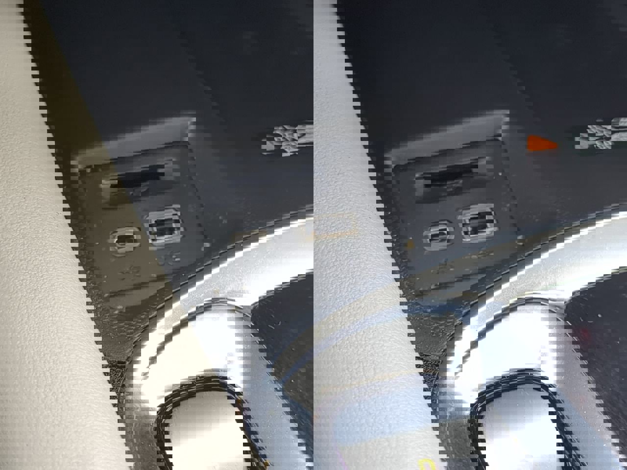 Used 2022 Buick Enclave Essence image 22