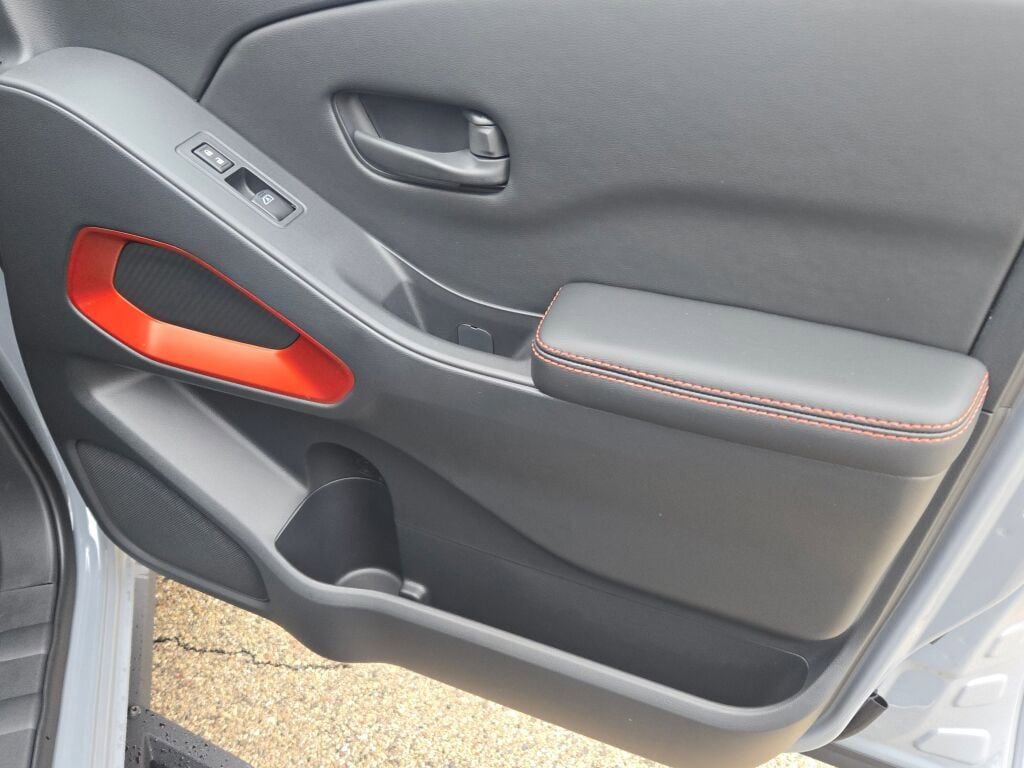 New 2026 Nissan Frontier PRO-4X w/ Pro-4x Convenience Package image 4