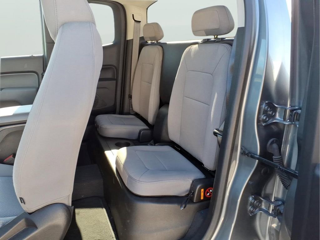 Used 2021 Chevrolet Colorado W/T w/ Custom Special Edition image 32