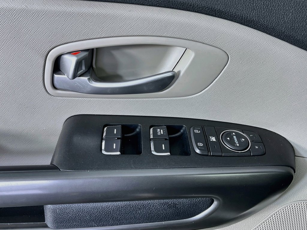 Used 2021 Kia Sedona EX FWD image 22