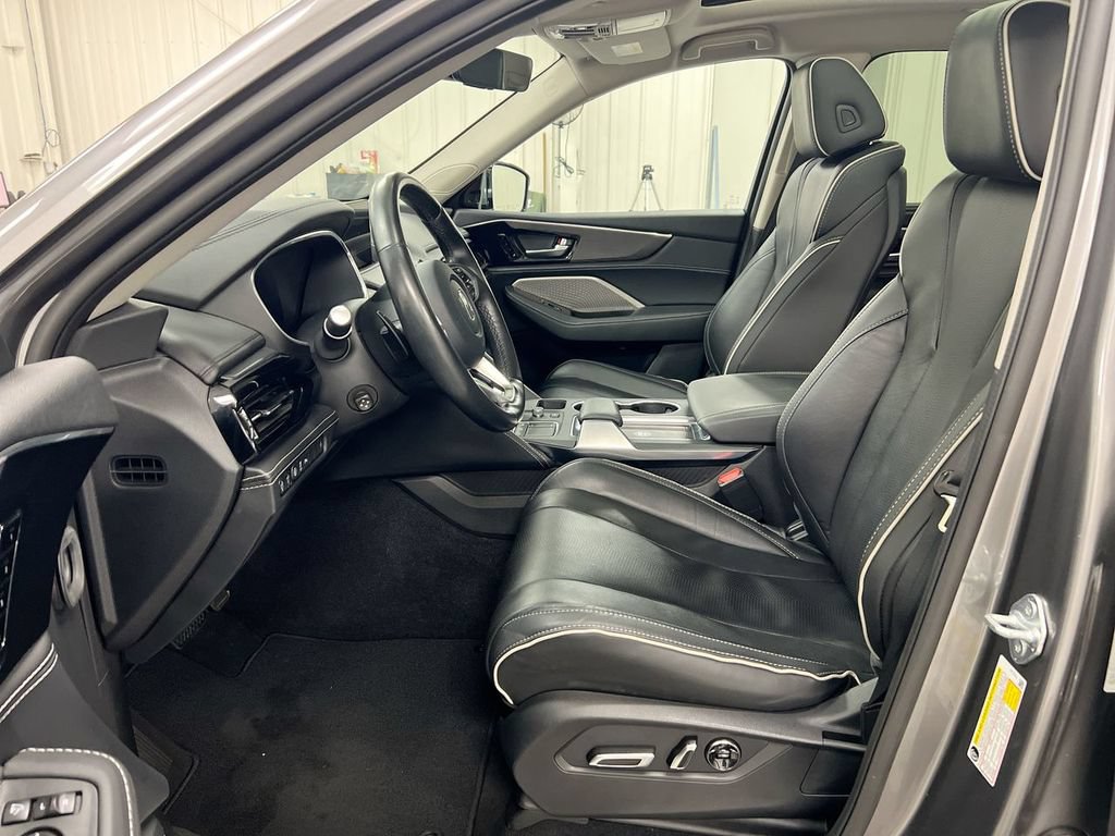 Used 2023 Acura MDX SH-AWD w/ Advance Package image 21
