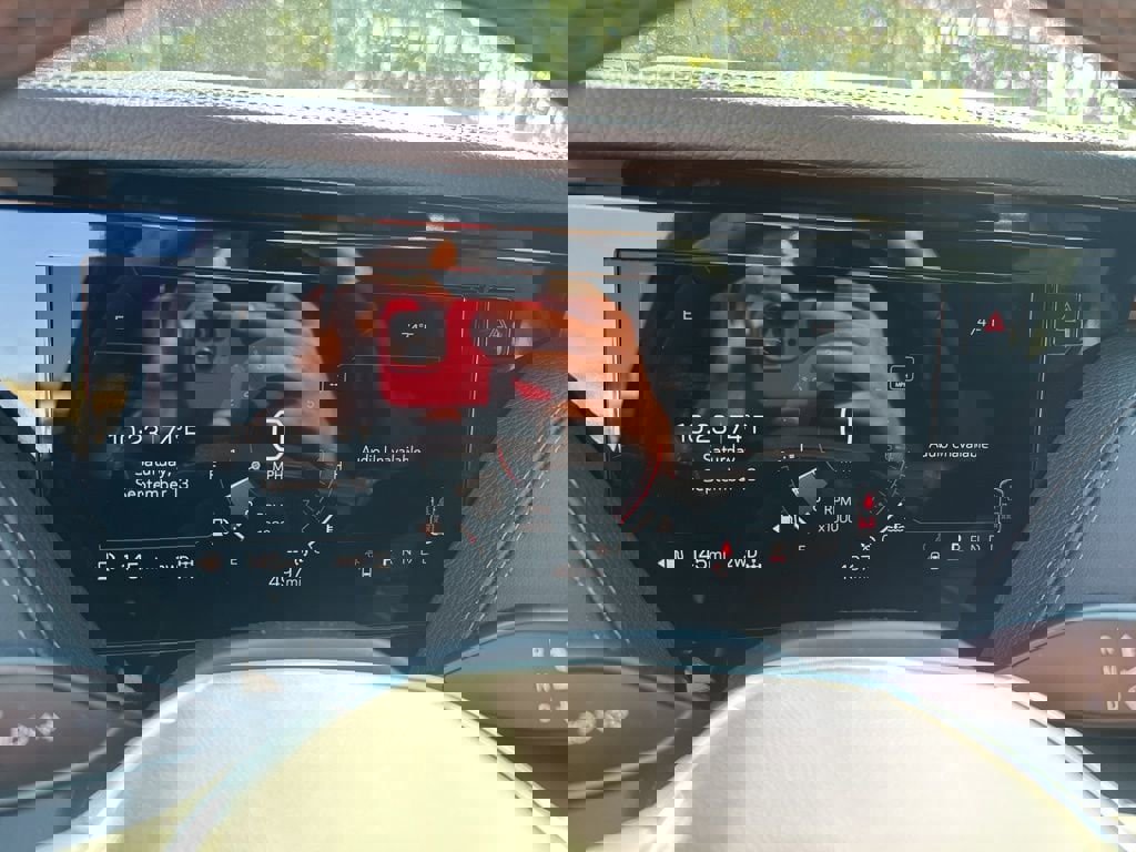 New 2025 GMC Yukon XL Denali w/ Sun & Power Step Package image 18