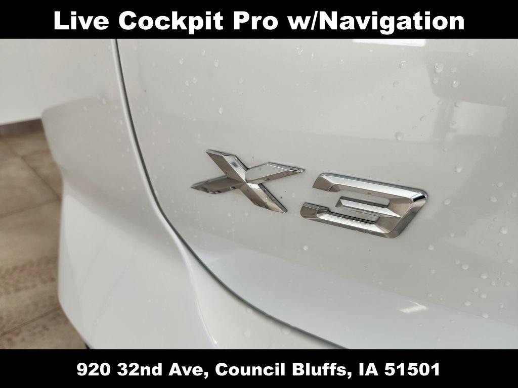 Used 2023 BMW X3 xDrive30i w/ Premium Package image 11