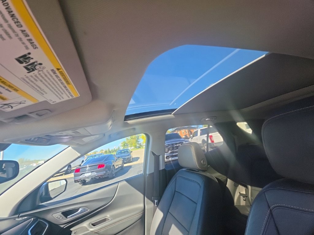 Used 2021 Chevrolet Equinox Premier AWD/4WD image 15