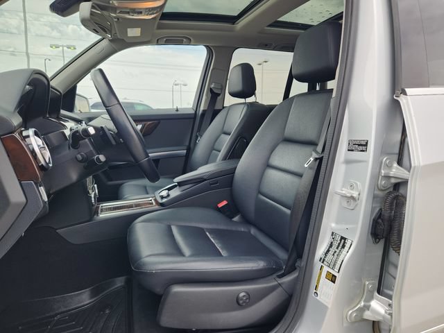 Used 2014 Mercedes-Benz GLK 350 4MATIC image 3