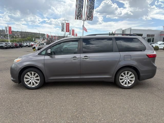 Used 2015 Toyota Sienna Limited AWD/4WD image 6
