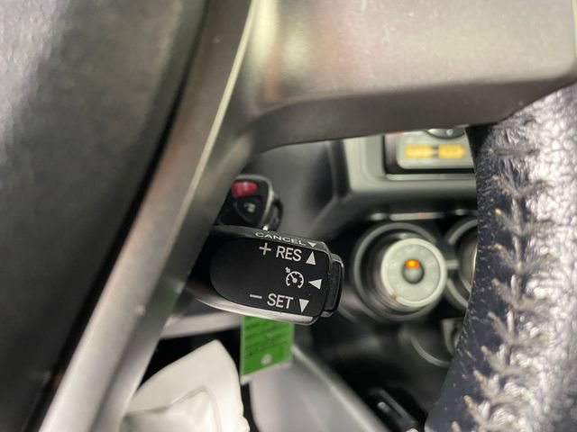 Used 2013 Scion tC FWD image 9