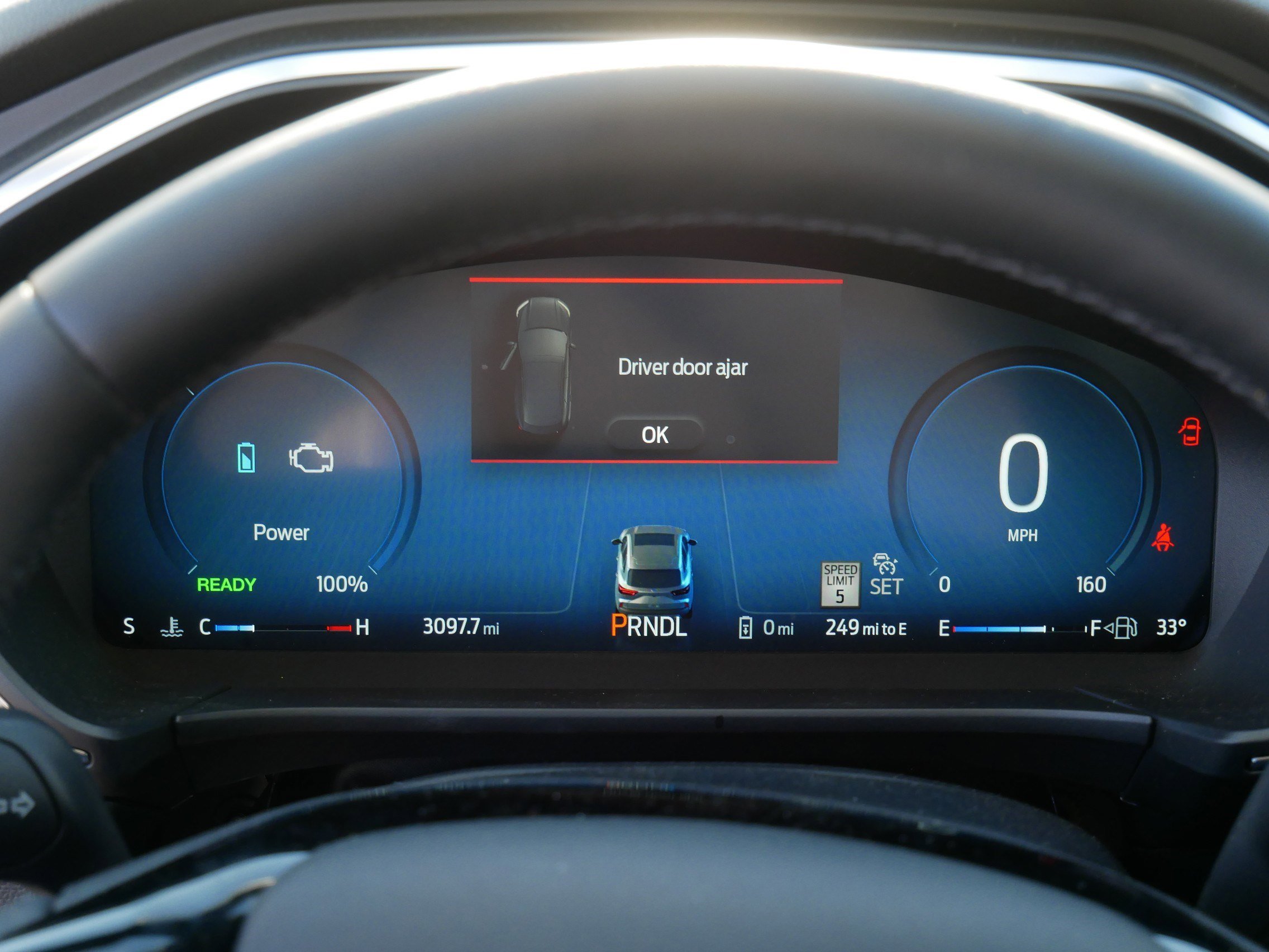 Used 2025 Ford Escape SE w/ PHEV Premium Package FWD image 21