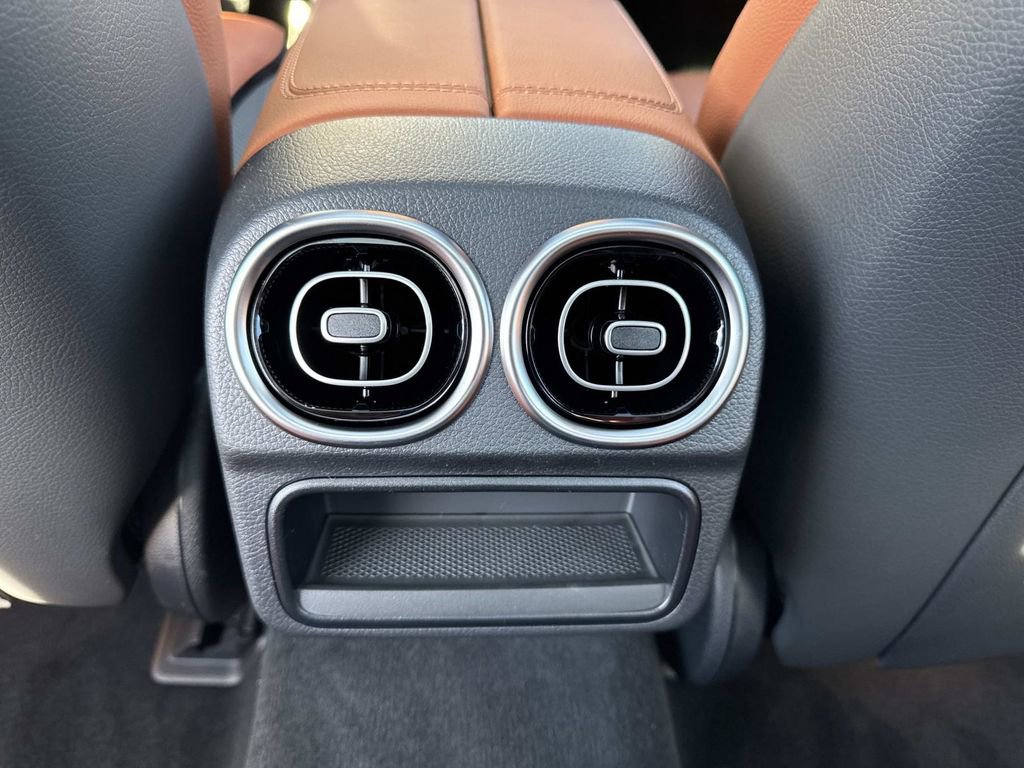 New 2026 Mercedes-Benz C 43 AMG 4MATIC Sedan image 14