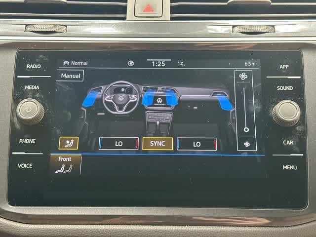 Used 2024 Volkswagen Tiguan SE AWD/4WD image 14