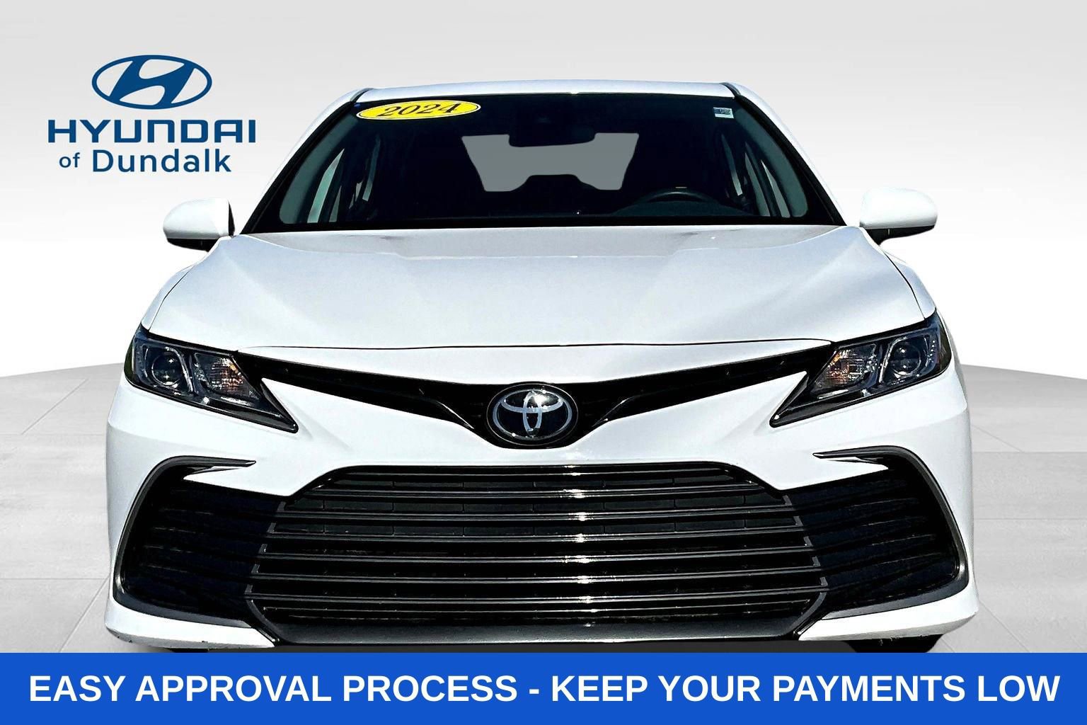 Used 2024 Toyota Camry LE image 2