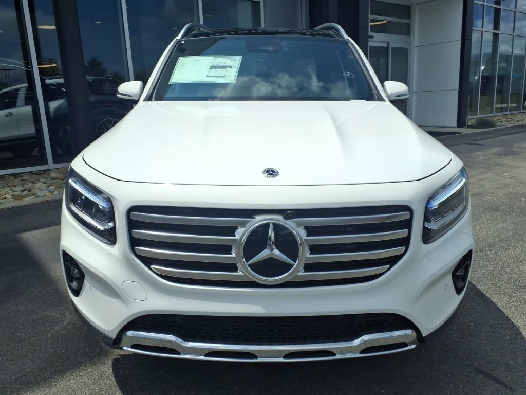 New 2026 Mercedes-Benz GLB 250 4MATIC image 9