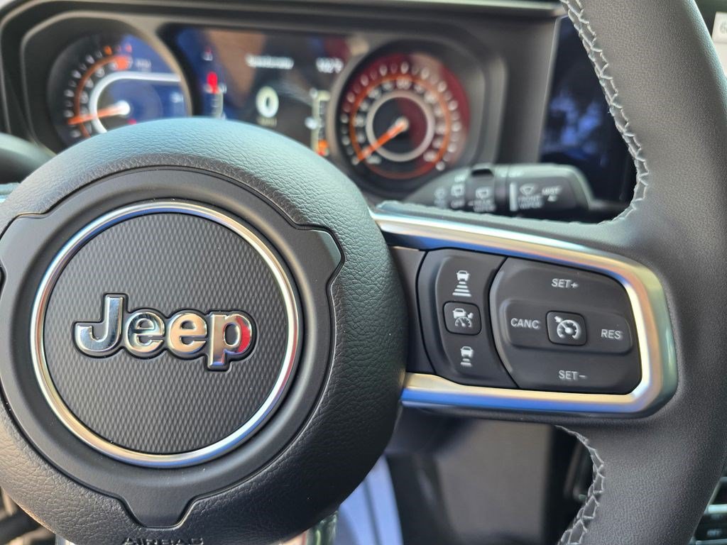 New 2026 Jeep Wrangler Unlimited Sahara AWD/4WD image 20