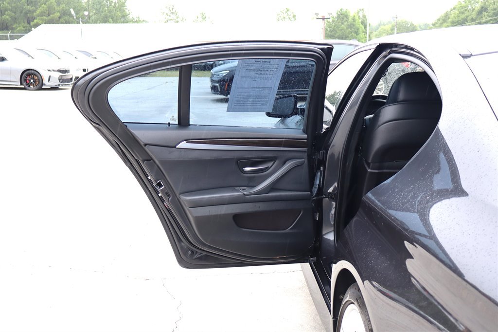 Used 2013 BMW 550i Sedan RWD image 36