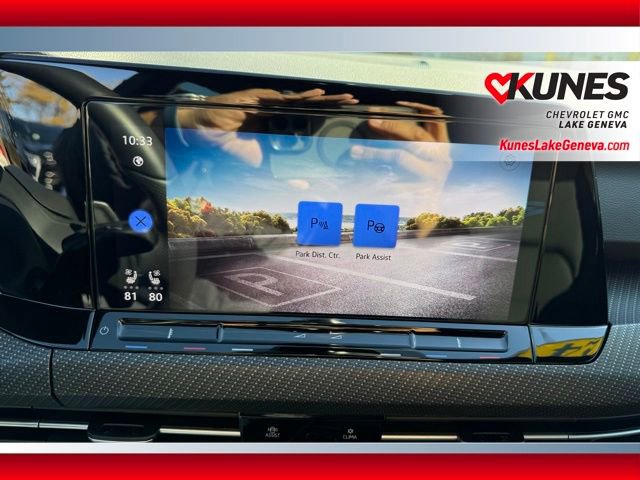 Used 2024 Volkswagen Golf R image 29