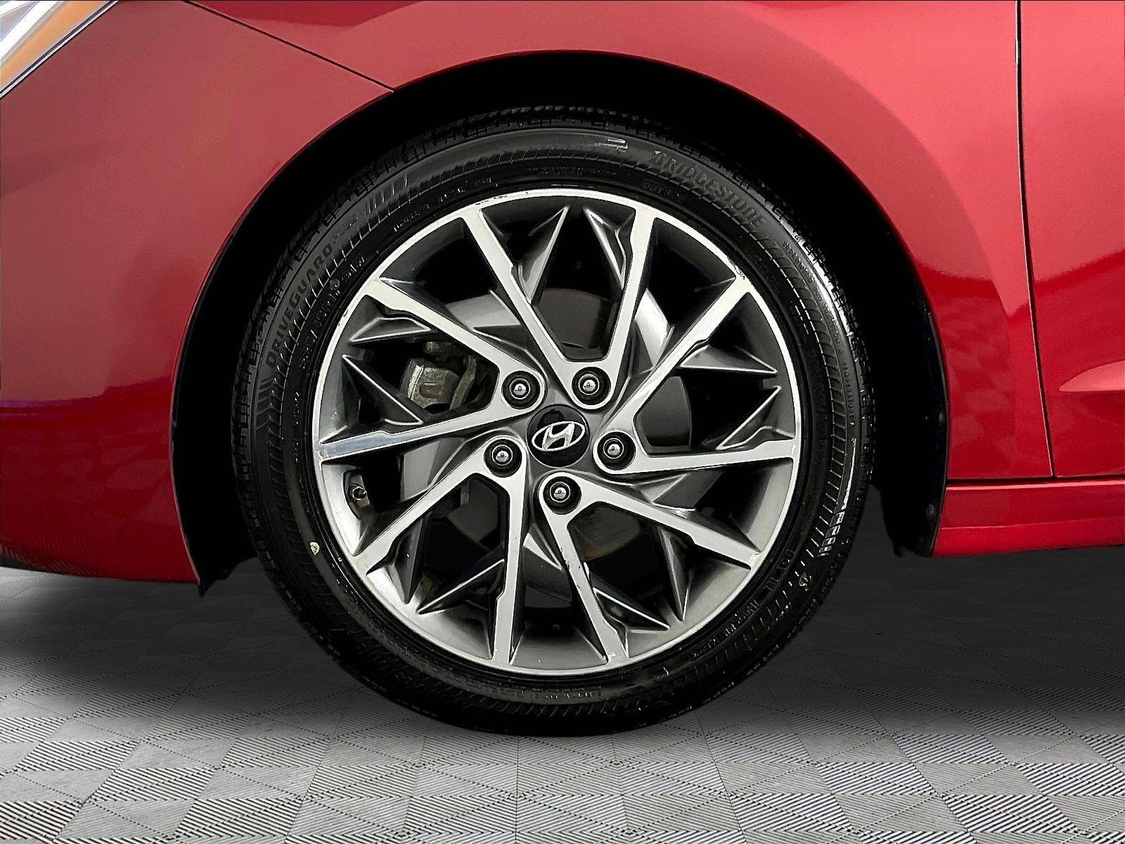 Used 2019 Hyundai Elantra Limited w/ Ultimate Package 02 FWD image 33