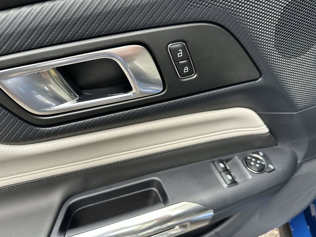 Used 2024 Ford Mustang GT Premium image 17