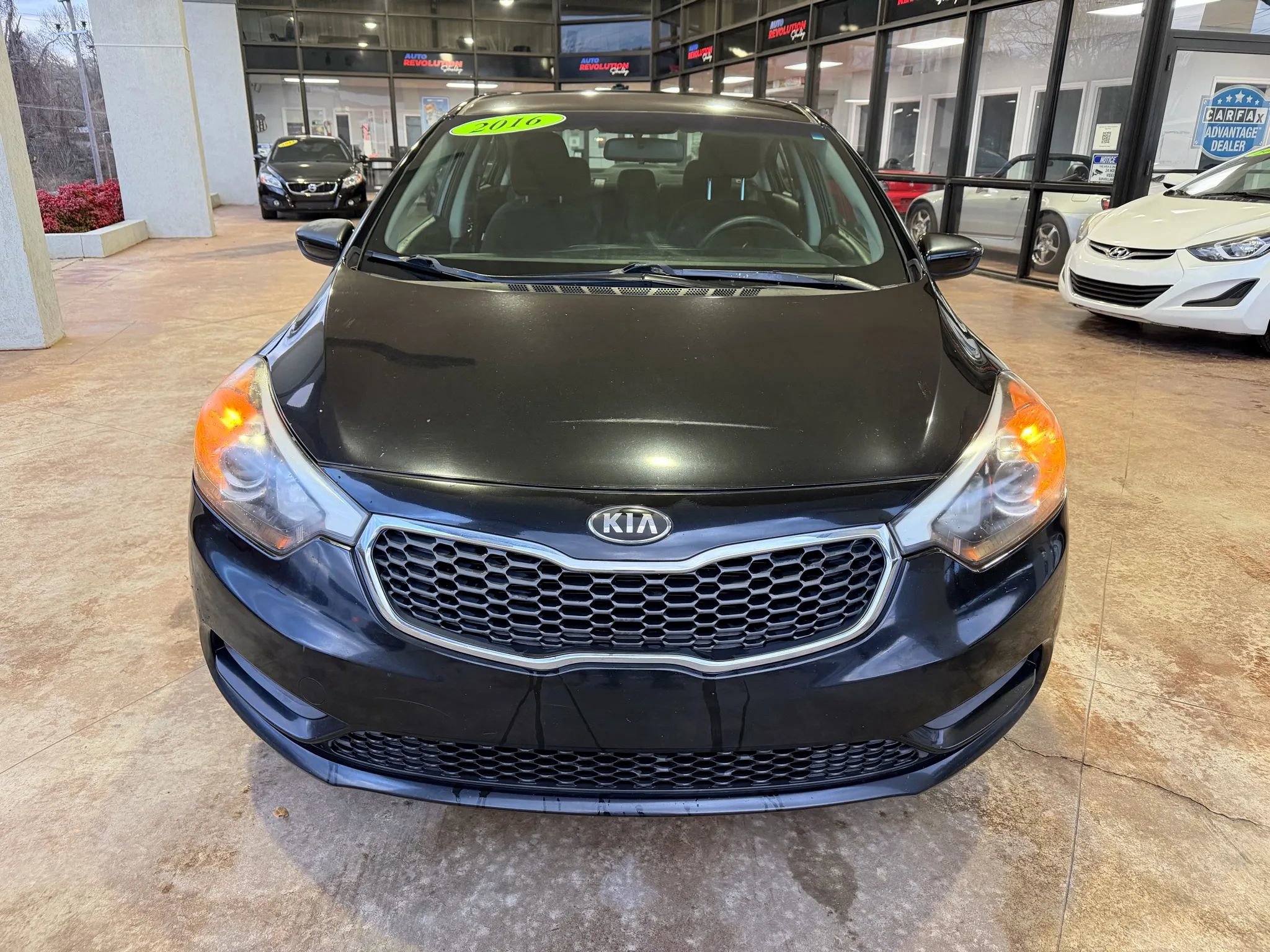 Used 2016 Kia Forte LX image 2