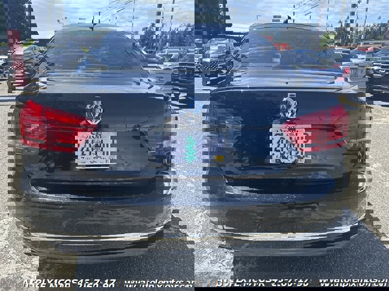 Used 2013 Volkswagen Passat TDI SEL Premium image 6