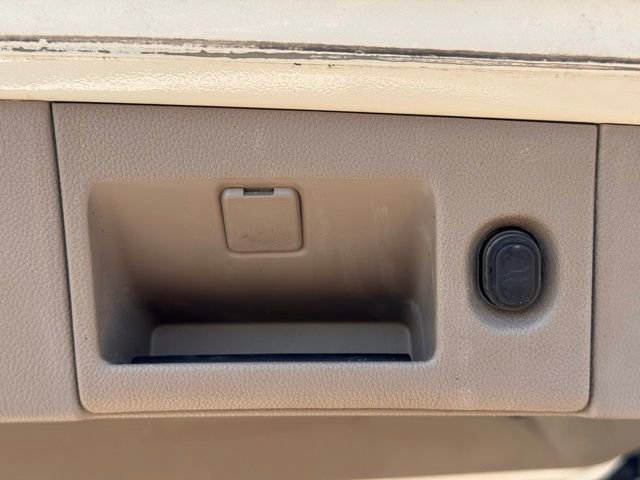 Used 2015 Chevrolet Suburban LTZ AWD/4WD image 34