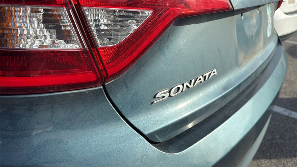 Used 2016 Hyundai Sonata SE image 9