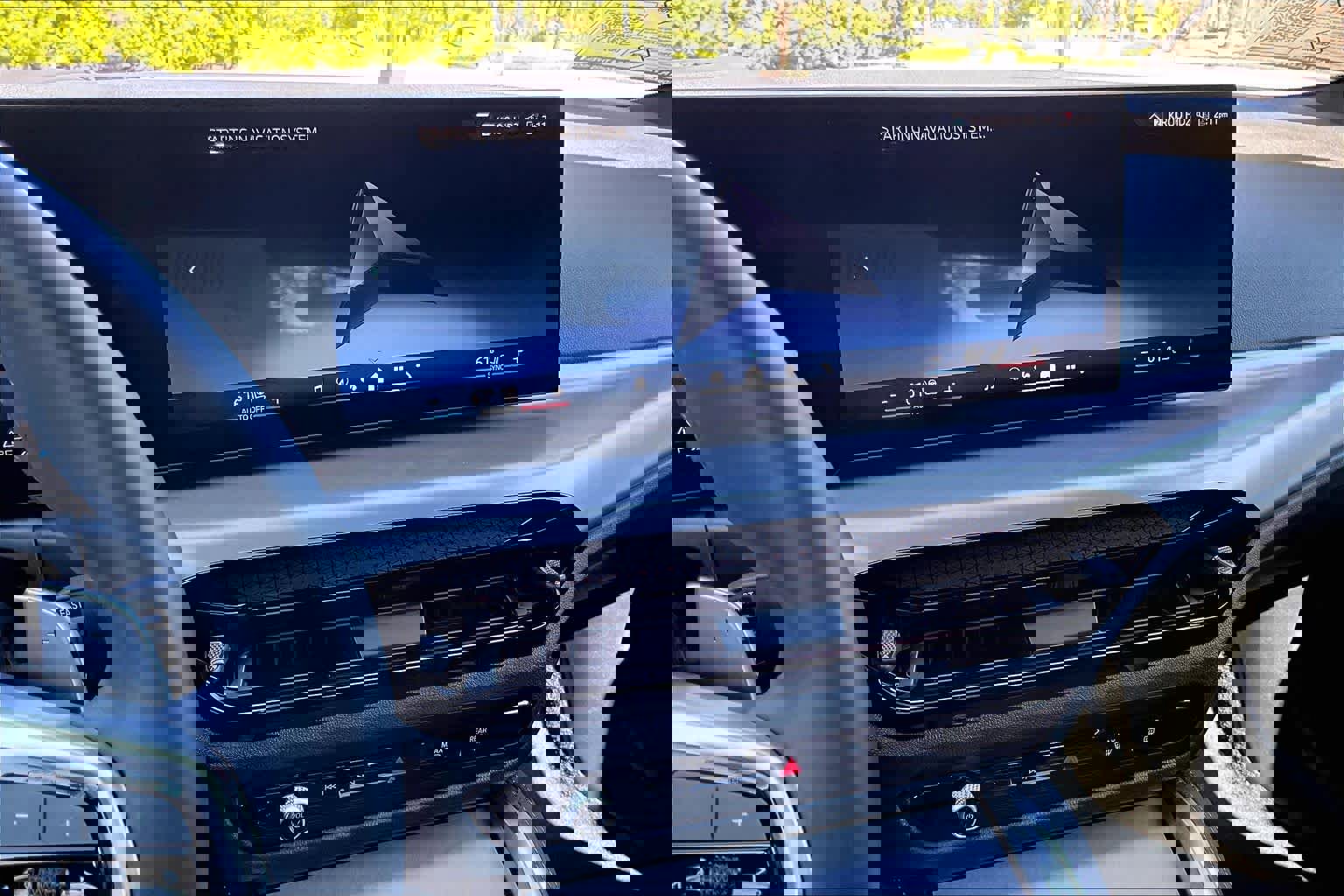 Used 2025 BMW 430i xDrive w/ M Sport Package image 6