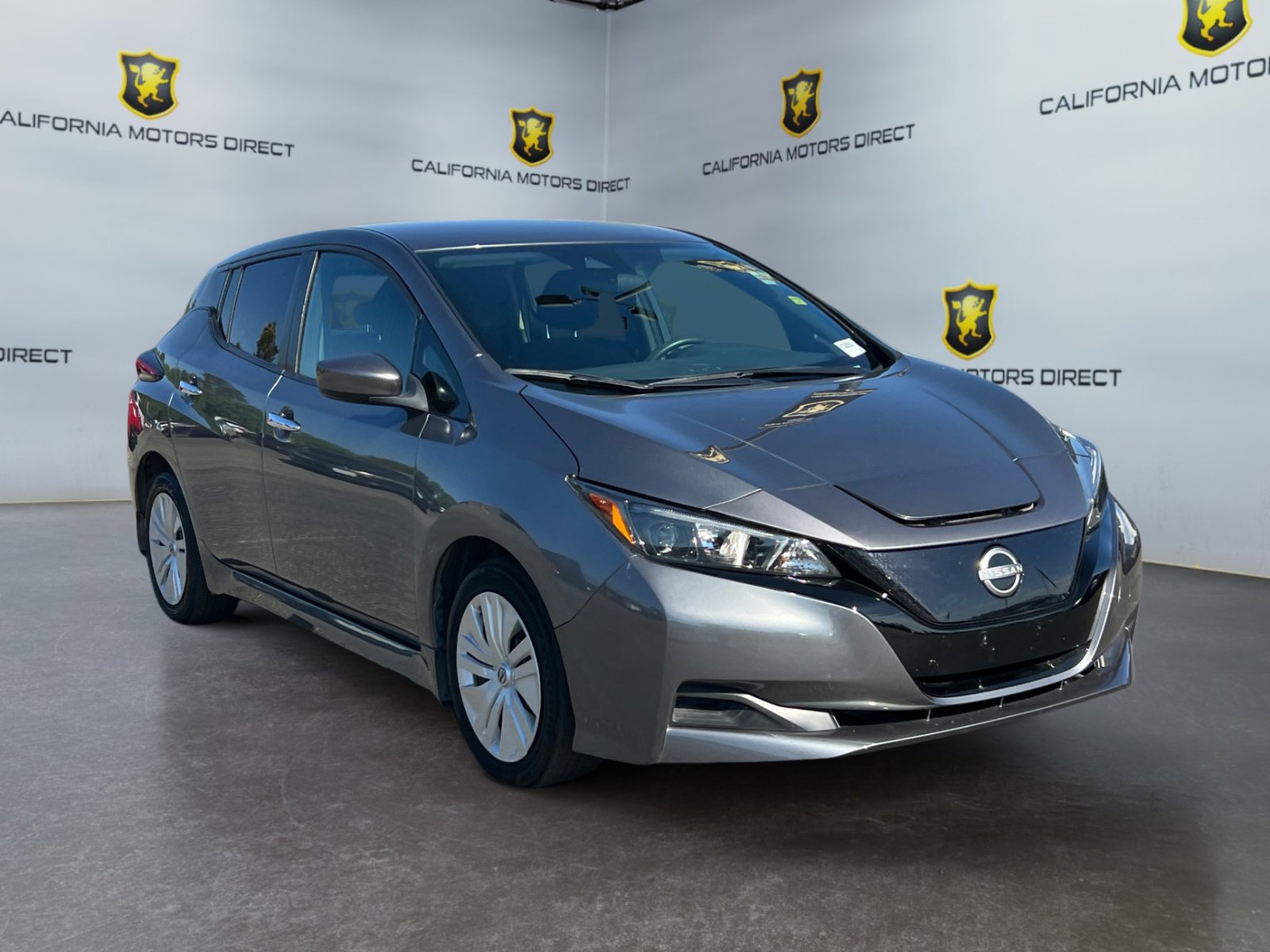 Used 2024 Nissan Leaf S image 7