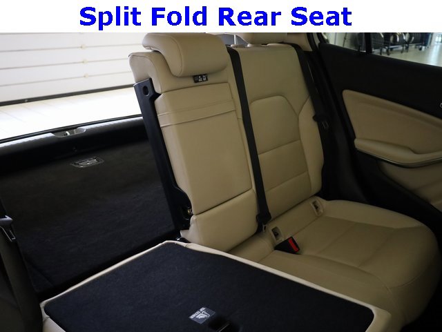 Used 2020 Mercedes-Benz GLA 250 4MATIC image 35